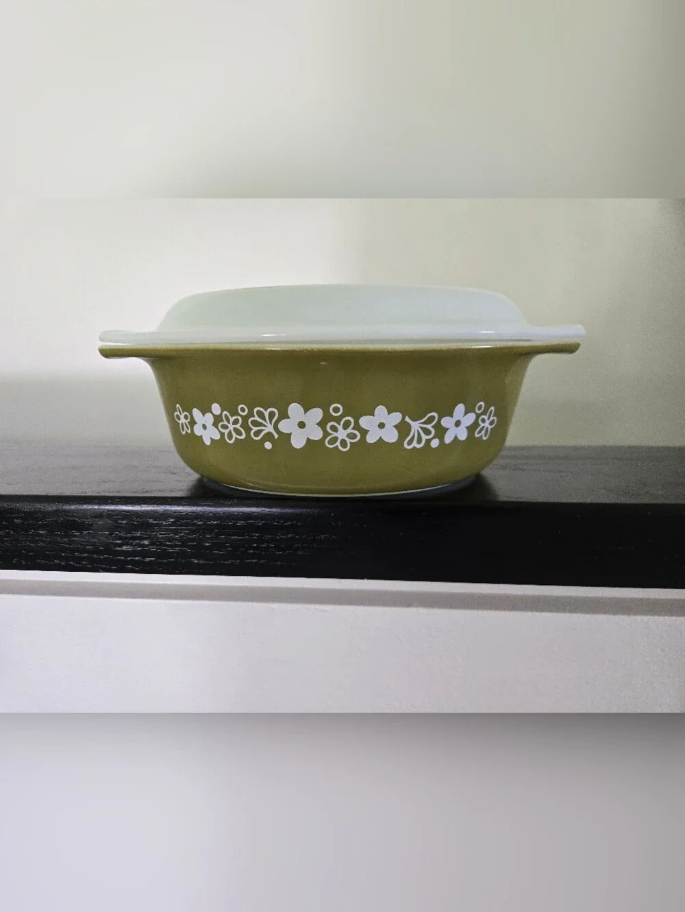 Pyrex Olive Green Butterprint Covered Casserole with White Lid Print Lid